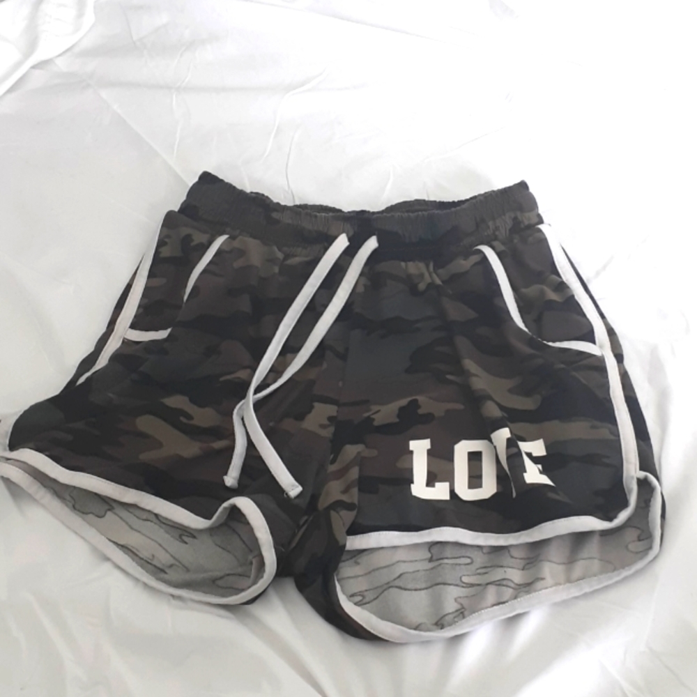 Camouflage shorts